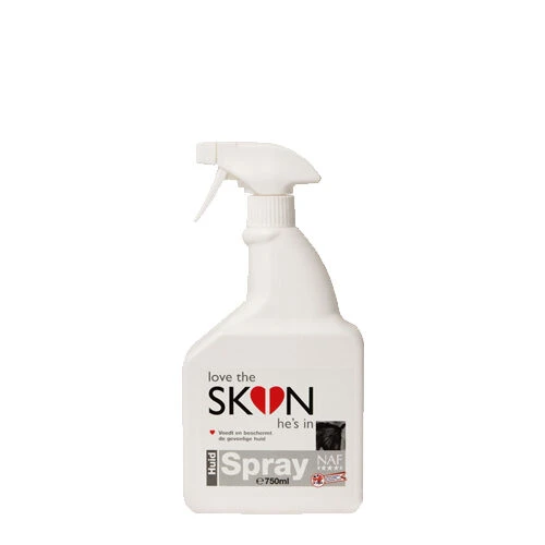 NAF Love The Skin Spray 1 NAF Love The Skin Spray